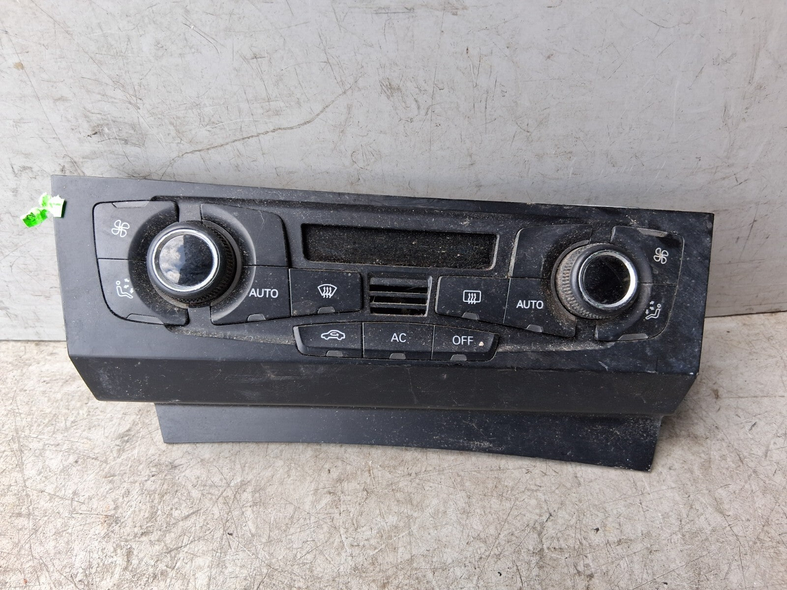 2011 AUDI A4 AC HEATER CLIMATE CONTROL SWITCH PANEL 8T2820043AF