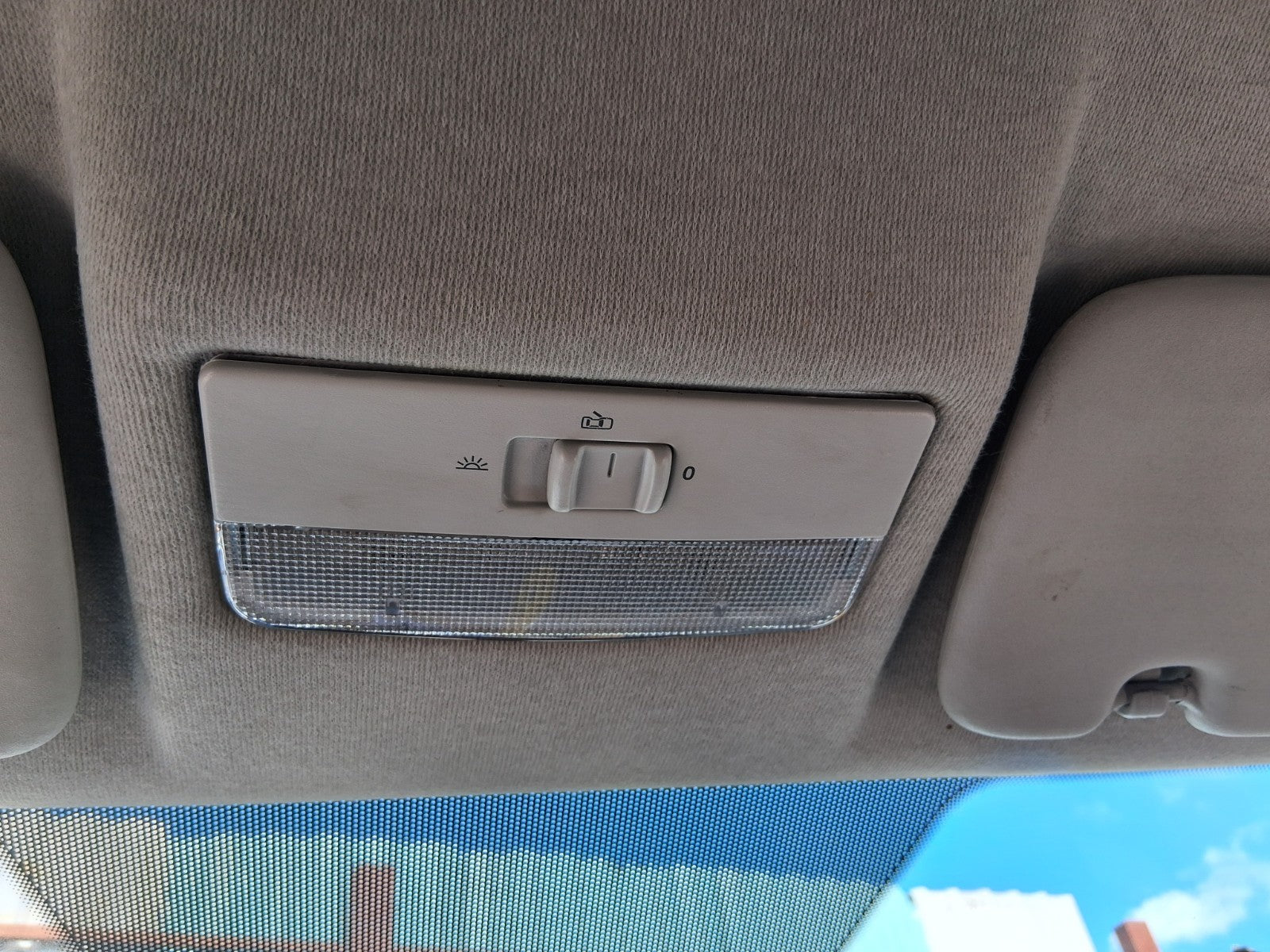 2011 VW VOLKSWAGEN FOX FRONT INTERIOR ROOF READING COURTESY LIGHT