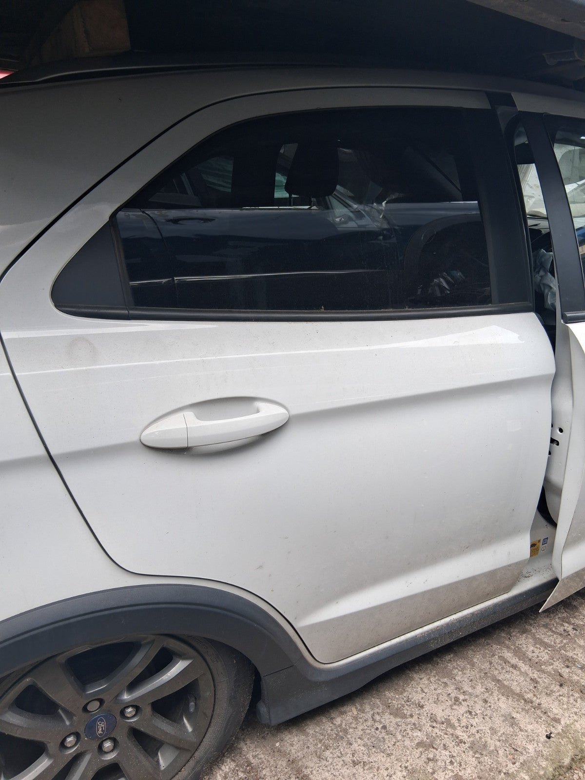 2018 FORD KA + PLUS MK3 HATCHBACK OSR DRIVER SIDE REAR BARE DOOR WHITE