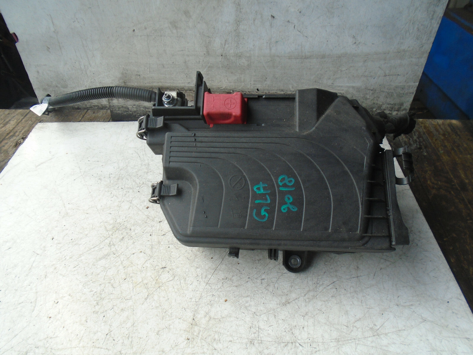 MERCEDES BENZ GLA X156 2018 FUSE BOX RELAY