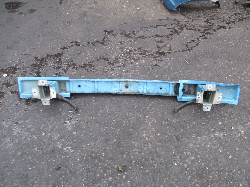 2014 VAUXHALL VIVARO MK1 FRONT BUMPER CRASH IMPACT REINFORCEMENT BAR
