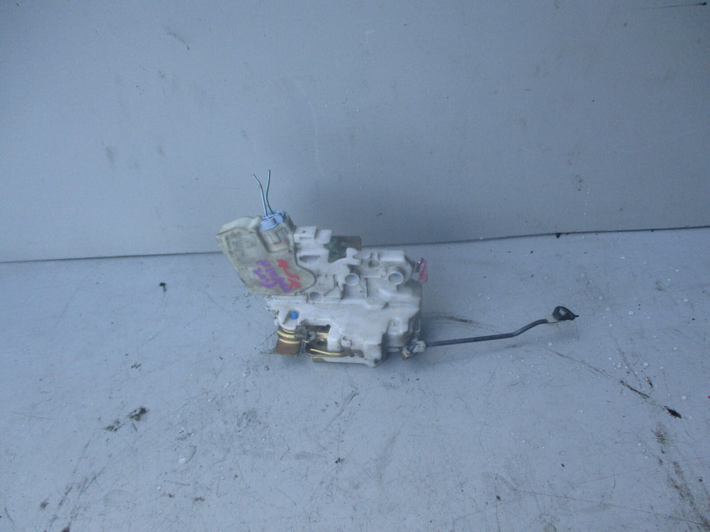 NISSAN NAVARA 2003 NSR PASSENGER SIDE REAR DOOR LOCK MECHANISM 805525P003