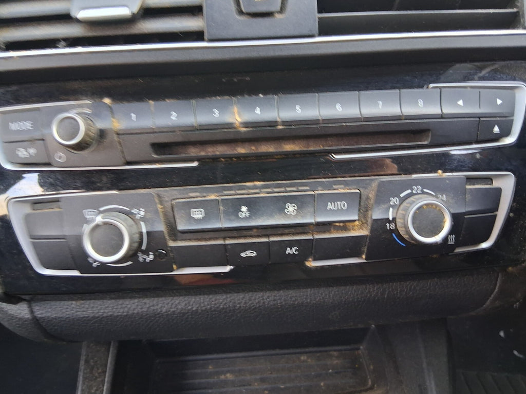 2015 BMW 1 SERIES F20 LCI MULTIMEDIA CD PLAYER RADIO SWITCH PANEL TRIM