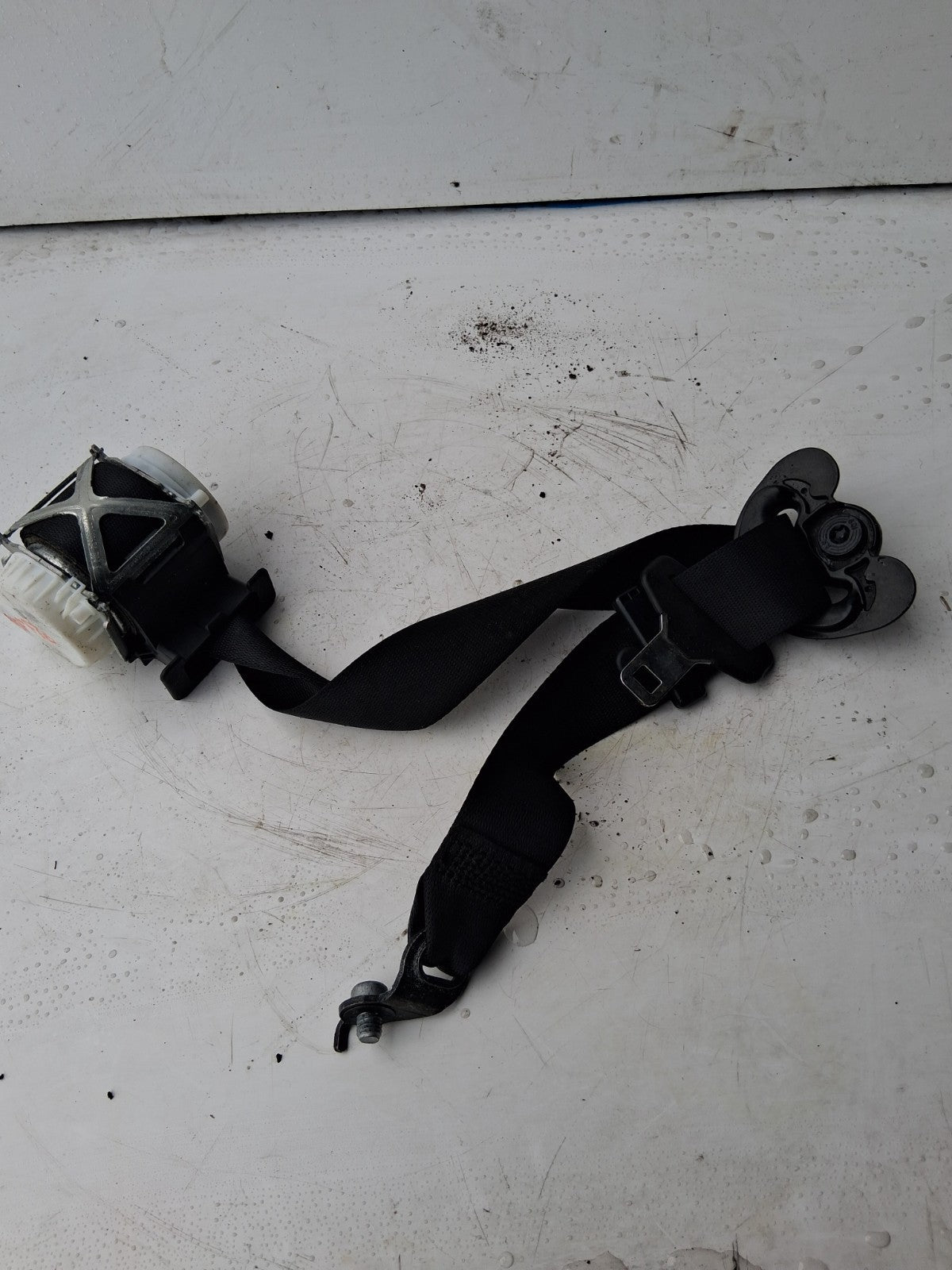 2017 BMW 3 SERIES F30 NSF PASSENGER NEAR LEFT SIDE FRONT SEATBELT 34078320D