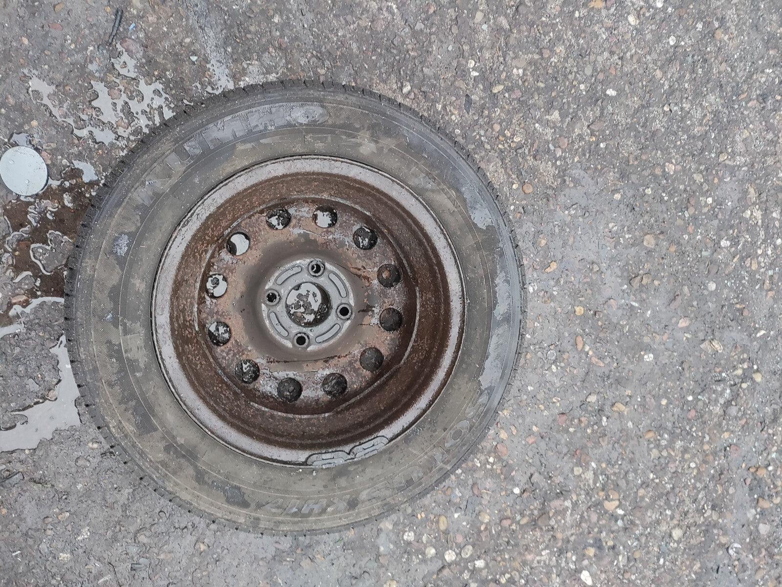 2002 FORD FOCUS MK1 14 INCH STEEL WHEEL WITH TYRE 185/65R14 REF 1