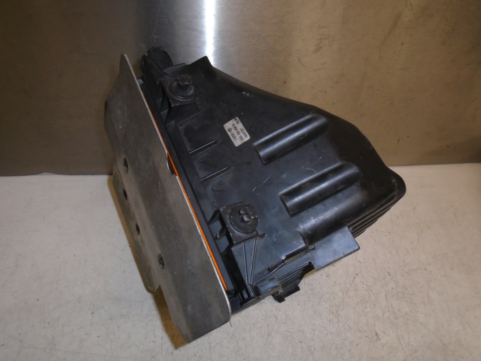 AUDI A4 B7 8E (MK3) 2.0 TDI (BRE) AIR INTAKE FILTER BOX 03G133853B