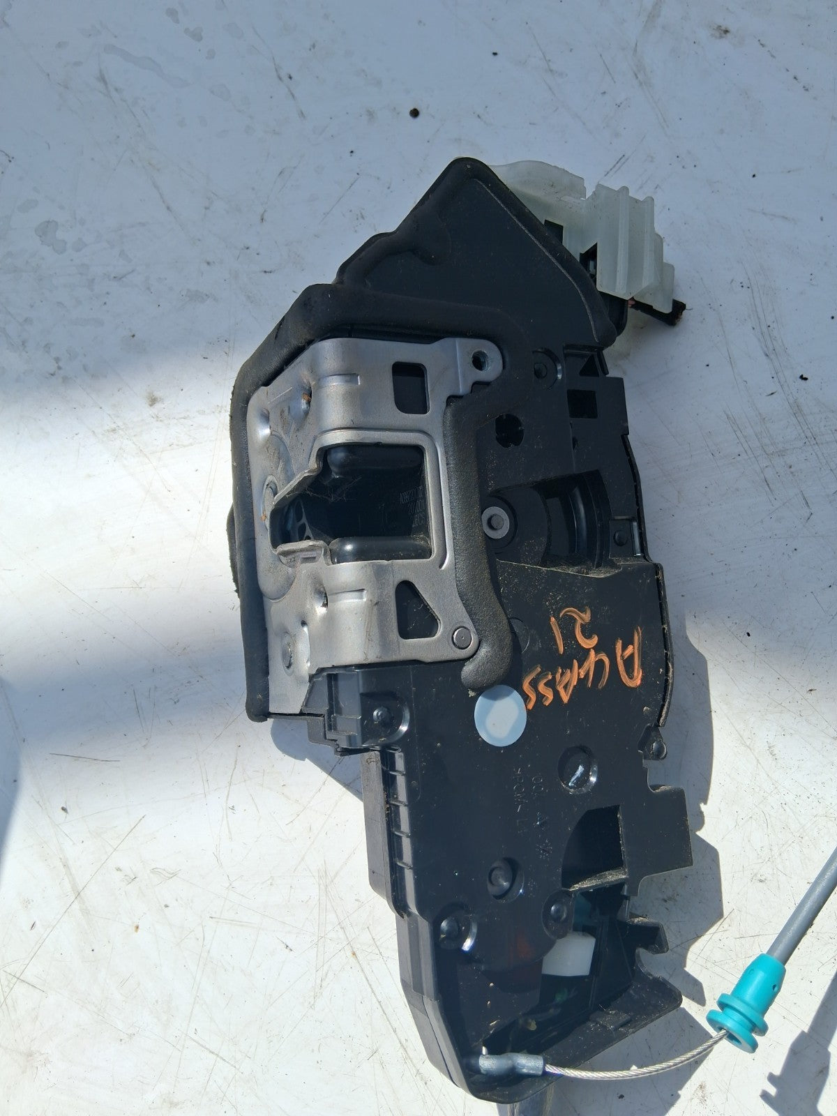 2021 MERCEDES A CLASS OS OFF DRIVER RIGHT SIDE DOOR LOCK LATCH A0997201702