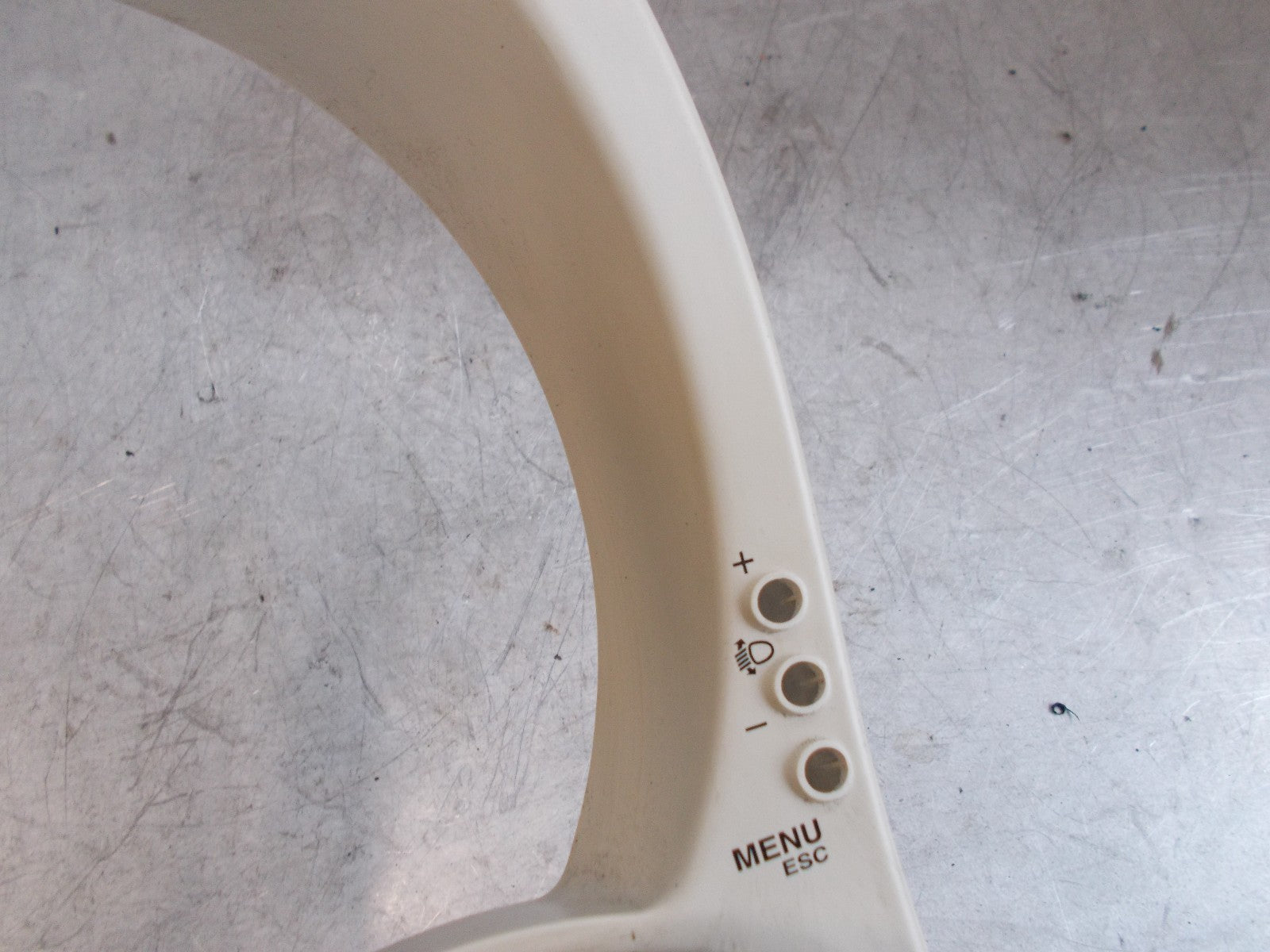 FIAT 500 2012 CLOCKS SPEEDO CLUSTER SURROUND HOUSING TRIM CREAM 735446001