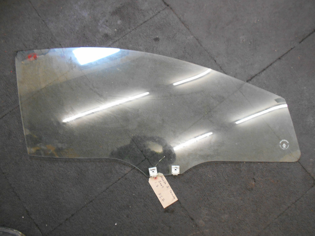 MAZDA 2 TAMURA 2004 3 DOOR NSF PASSENGER SIDE FRONT DOOR WINDOW GLASS