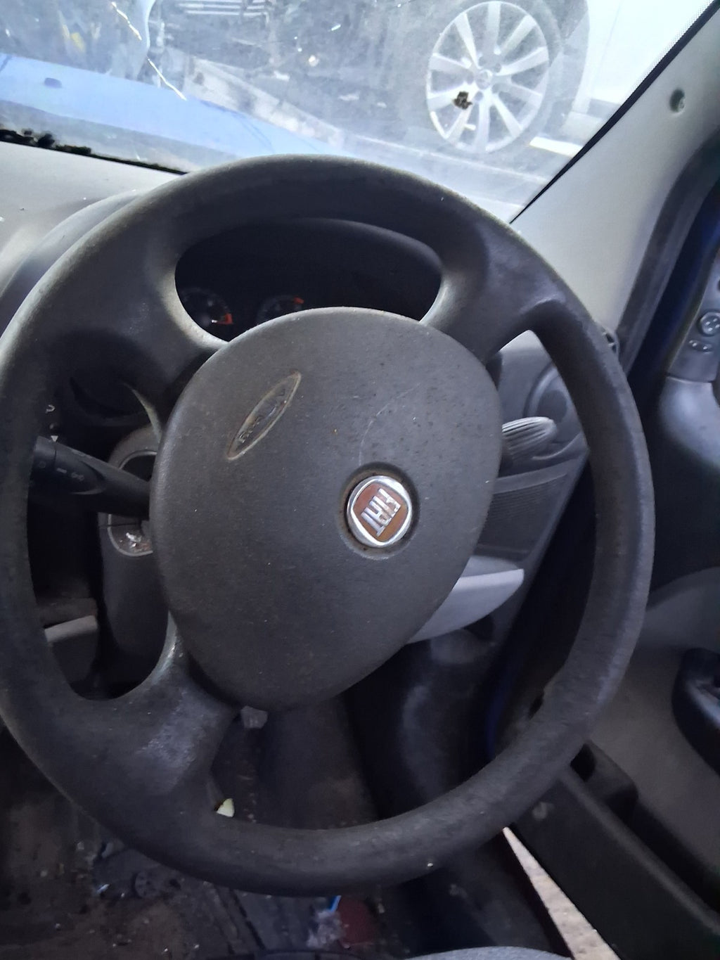 2010 FIAT DOBLO MK1 STEERING WHEEL BLACK WITHOUT AIRBAG