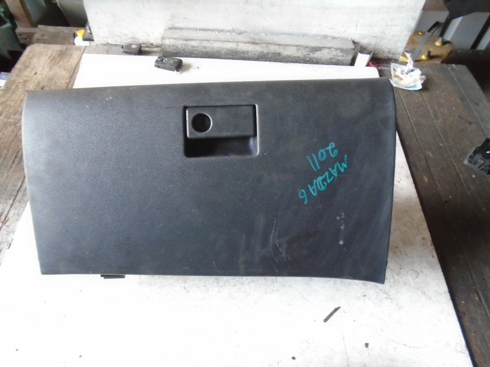 MAZDA 6 2011 MK2 GLOVE BOX LID GS8S64161