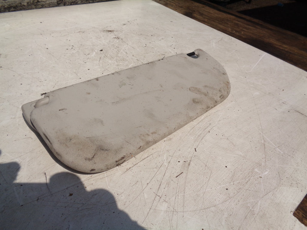 TOYOTA AYGO 2016 OSF DRIVER SIDE FRONT RIGHT SUN VISOR
