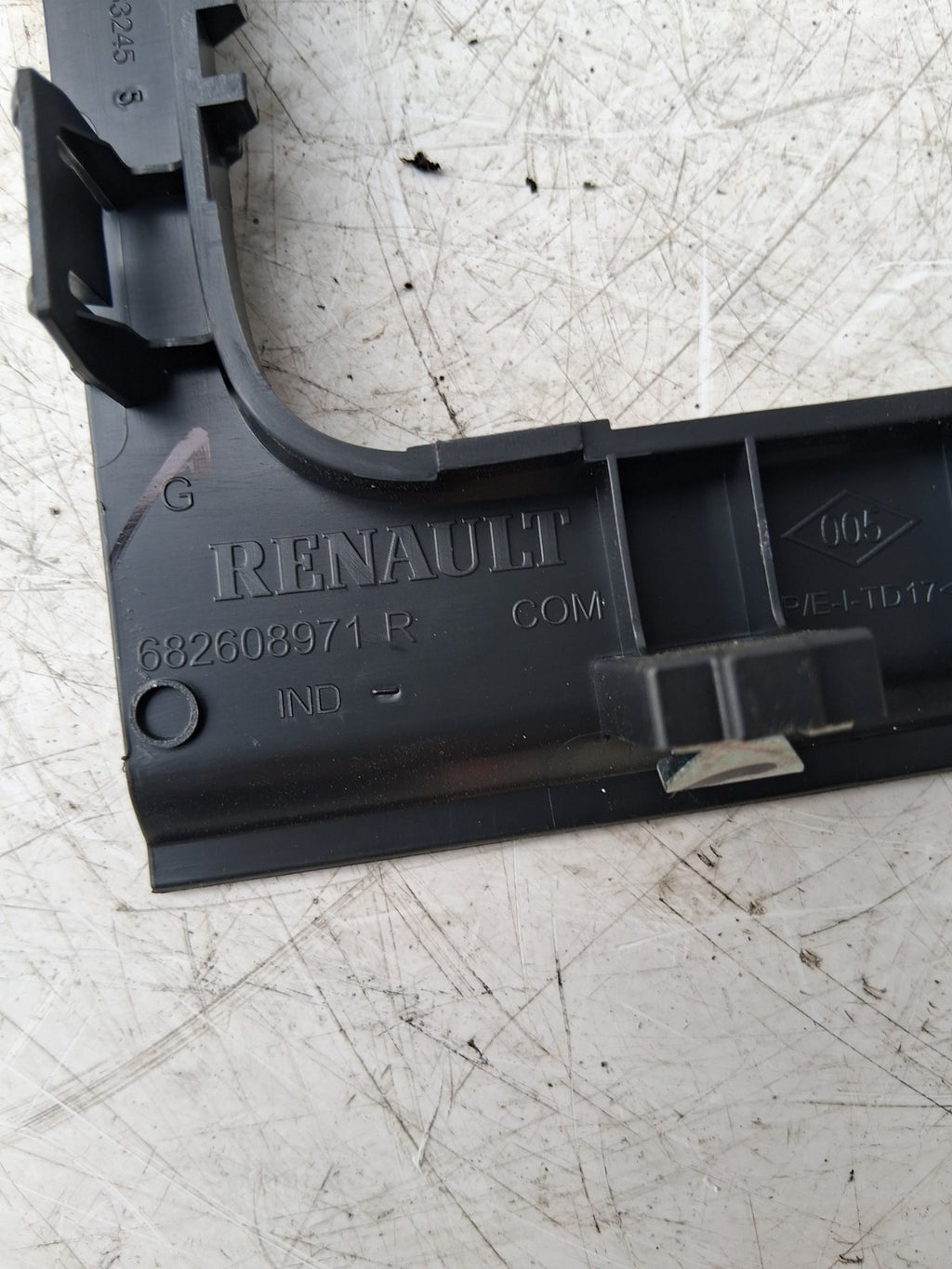2023 RENAULT MASTER MK3 CENTRE AIR VENT COVER TRIM 682608971R