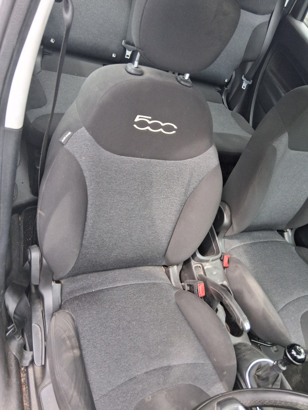 2019 FIAT 500L URBAN HATCH OSF DRIVER SIDE FRONT COMPLETE SEAT FABRIC