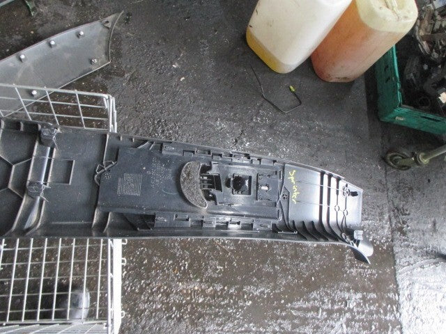 2020 MERCEDES BENZ SPRINTER W907 OS DRIVER SIDE B PILLAR TRIM COVER A9106901900