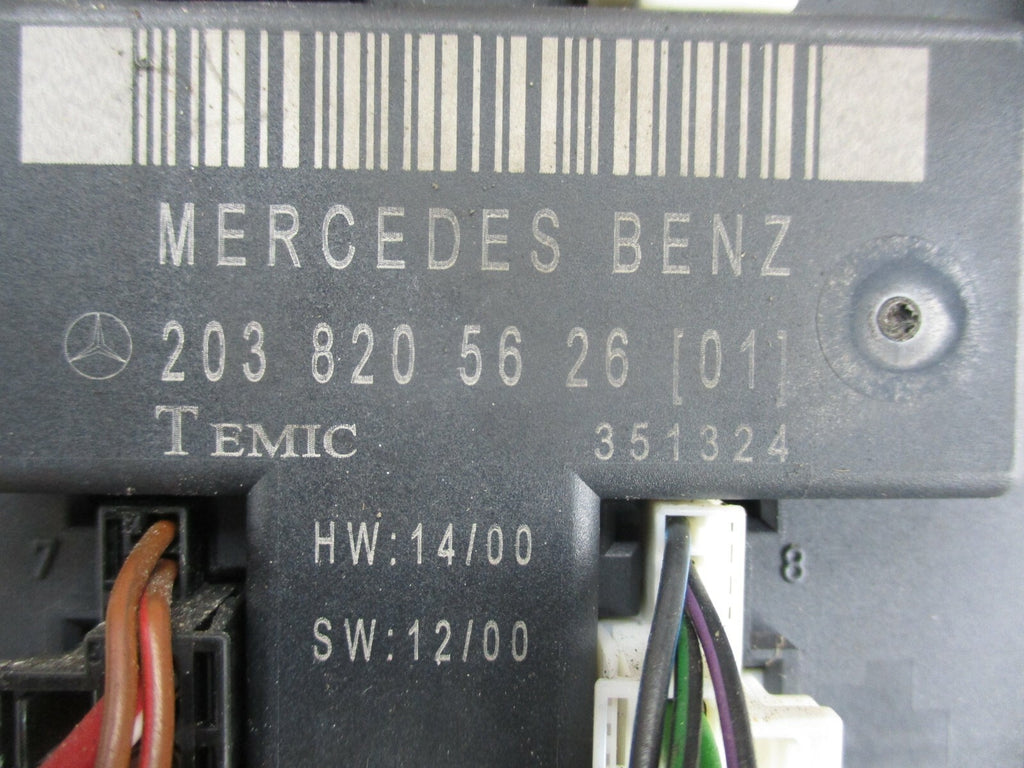 MERCEDES C CLASS W203 OS DRIVER SIDE DOOR CONTROL MODULE 2038205626