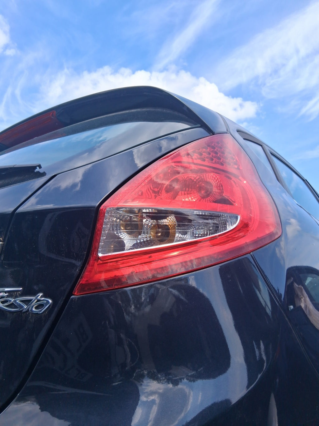 2012 FORD FIESTA ZETEC MK7 5 DOOR OSR DRIVER SIDE REAR RIGHT TAIL LIGHT