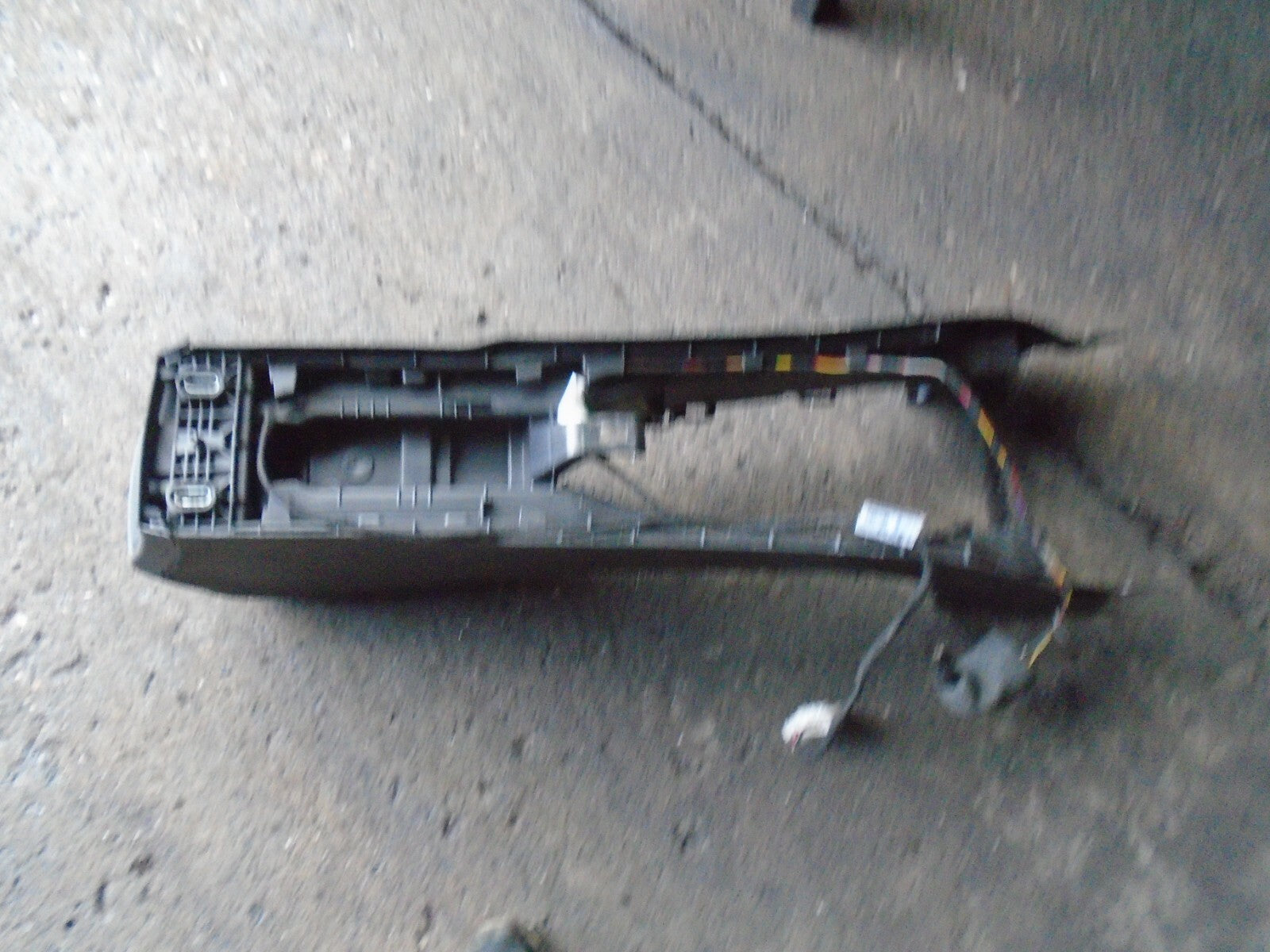 MERCEDES A CLASS 2018 W176 CENTRE CONSOLE ARM REST A1766804101