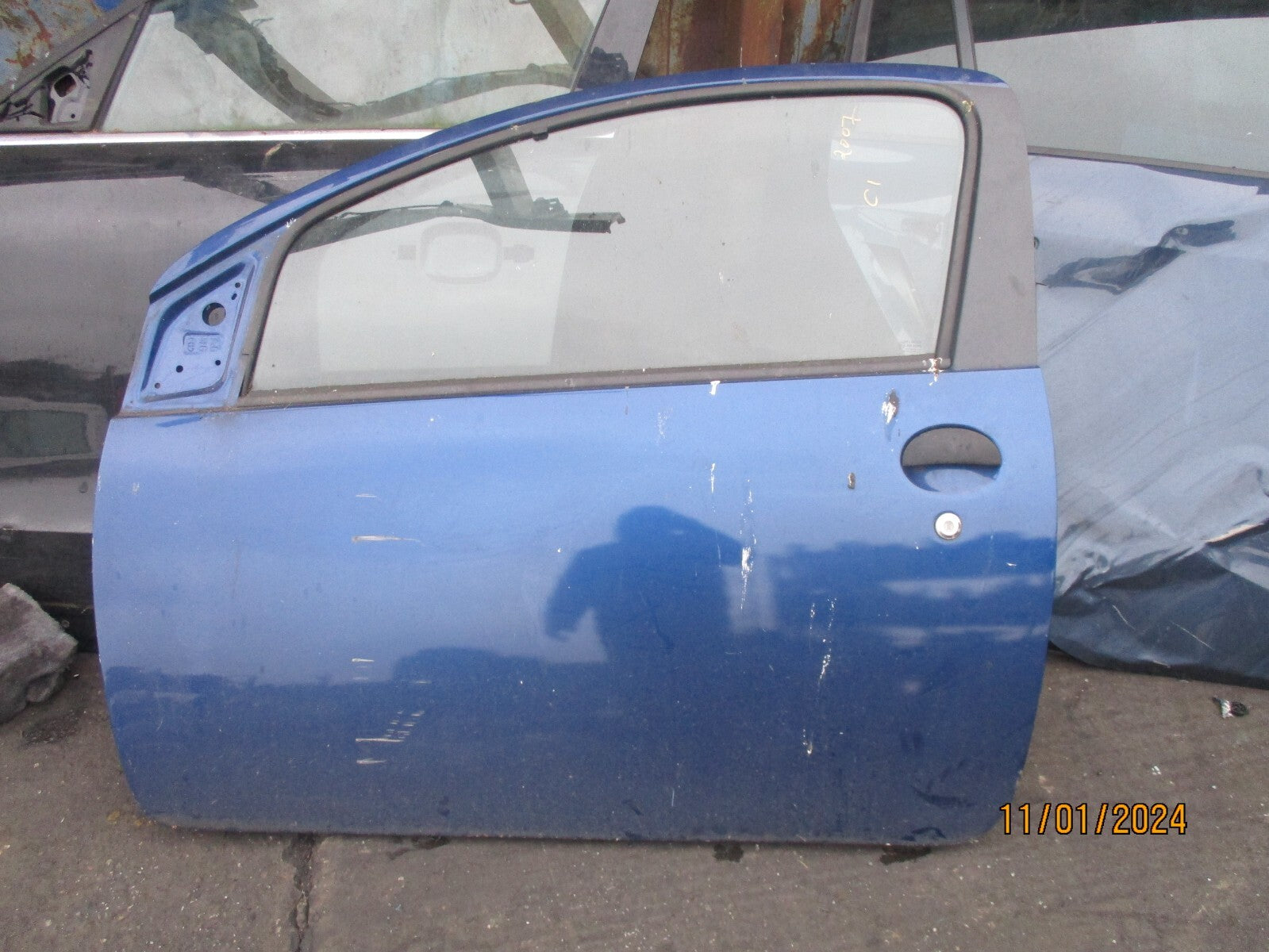 CITROEN C1  2007 3 DOOR NS PASSENGER SIDE COMPLETE DOOR BLUE