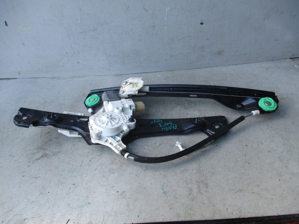2007 BMW 3 SERIES E90 OSF DRIVER SIDE FRONT WINDOW MOTOR REGULATOR
