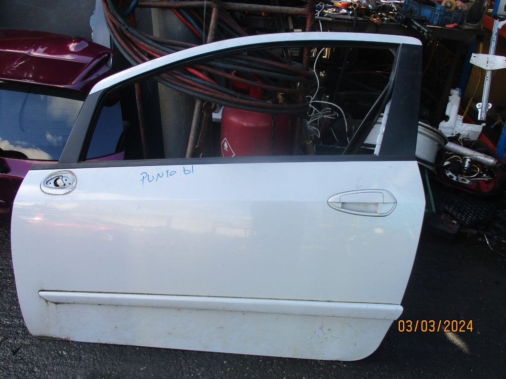 FIAT GRANDE PUNTO EVO 2011 3 DOOR PASSENGER SIDE BARE DOOR SHELL BIANCO RADIOSO