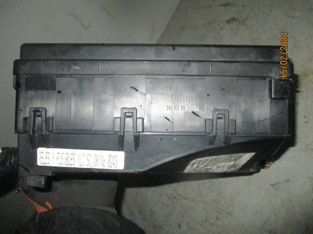 FORD FOCUS MK2 2007 ENGINE BAY FUSE BOX MODULE 3M5T14A067BC