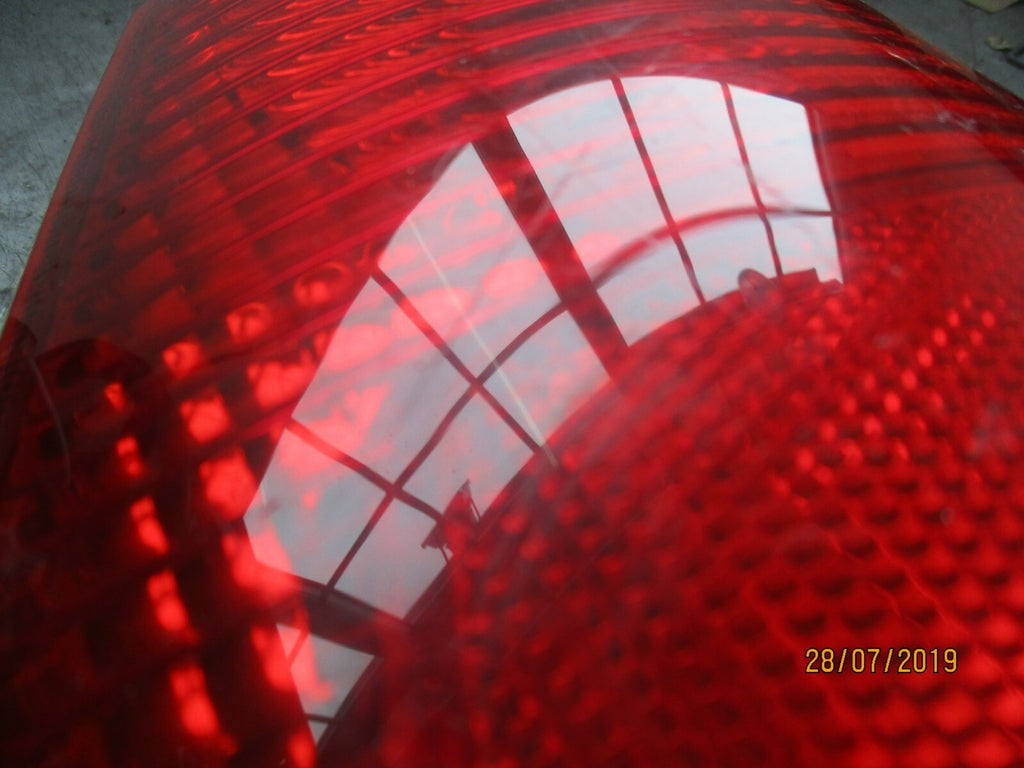 FORD FOCUS MK1 NSR PASSENGER SIDE REAR LIGHT REAR LEFT 1M5113405DB