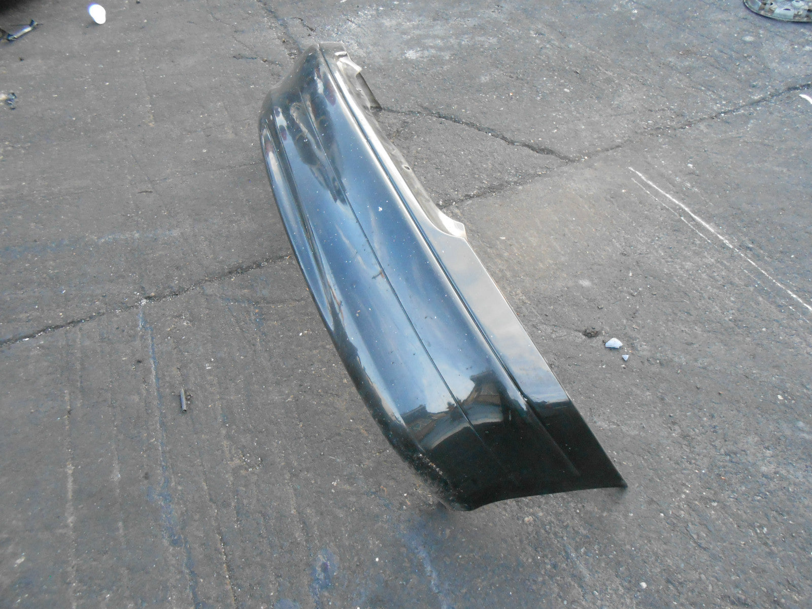RENAULT MEGANE MK1 CABRIOLET 2001 REAR BACK PLASTIC BUMPER NV676 BLACK PEARL