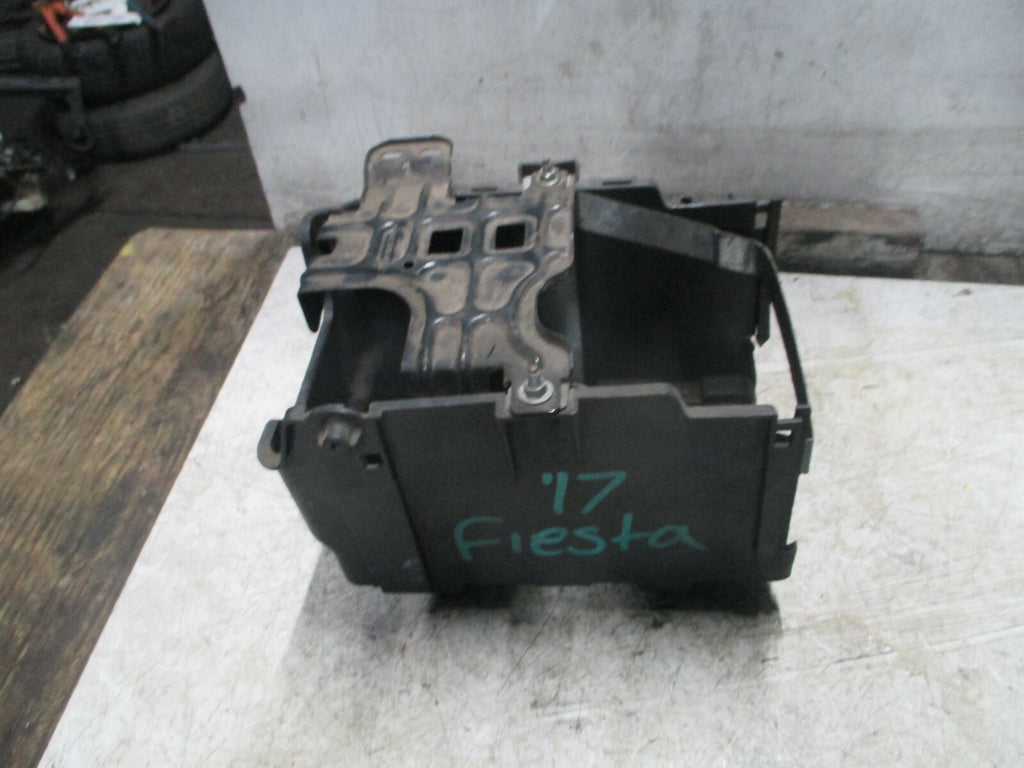 FORD FIESTA 2017 MK7 BATTERY TRAY HOLDER 8V2110718