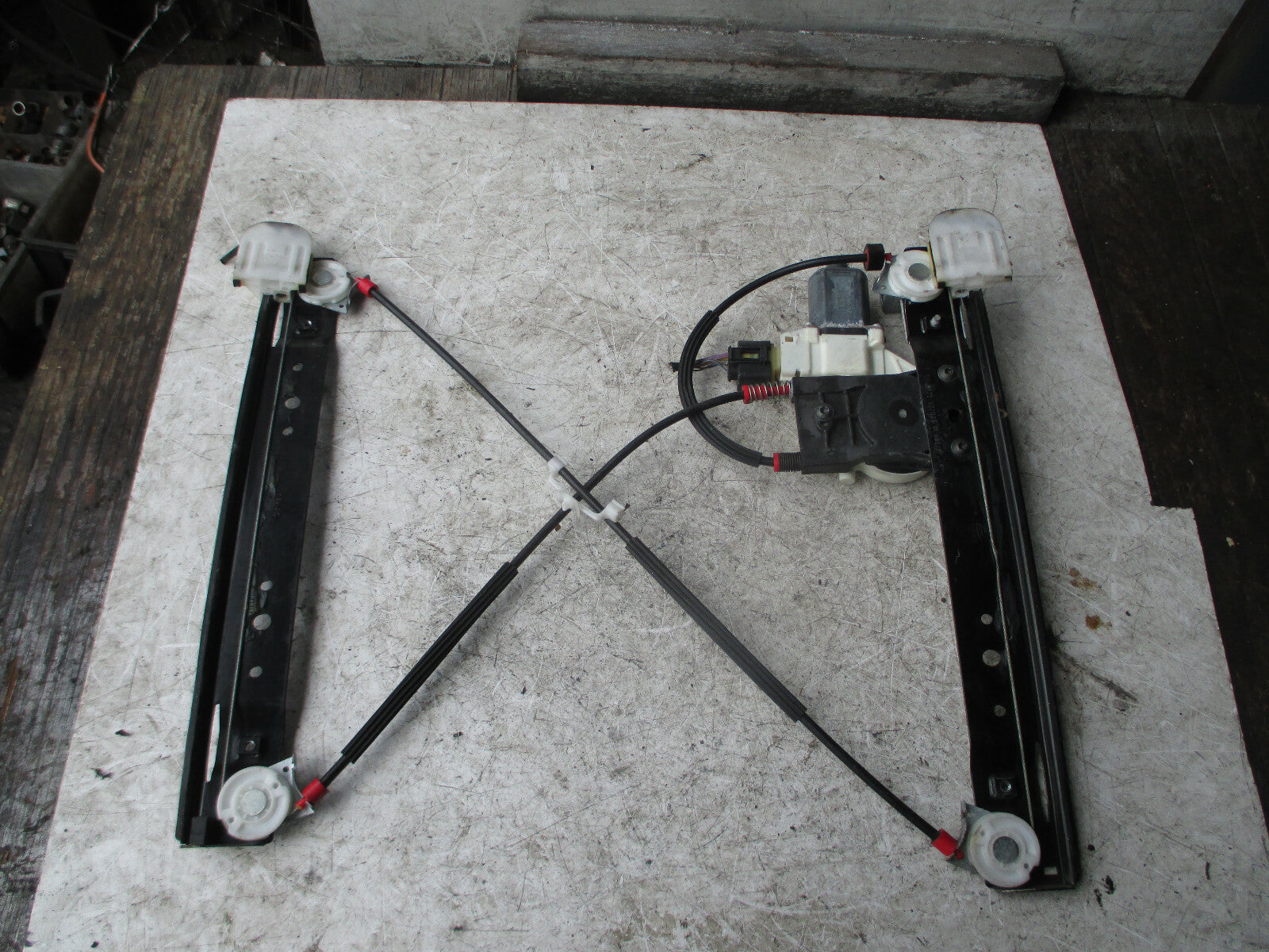 FORD S MAX MK1 2007 OSR DRIVER SIDE REAR WINDOW REGULATOR MOTOR 0130822287
