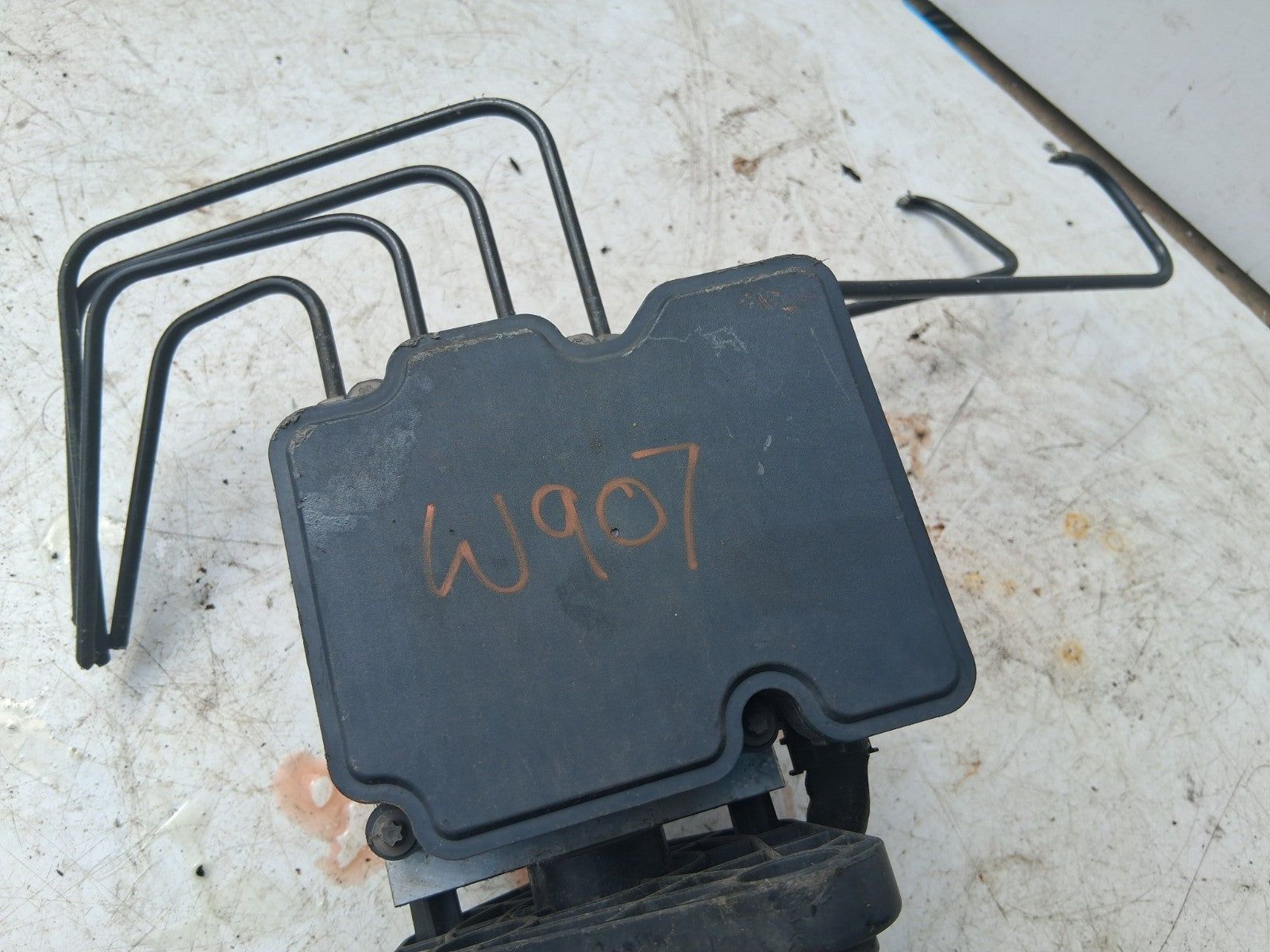 MERCEDES SPRINTER W907 2018 2.1 DIESEL ABS PUMP AND MODULATOR A9079003703