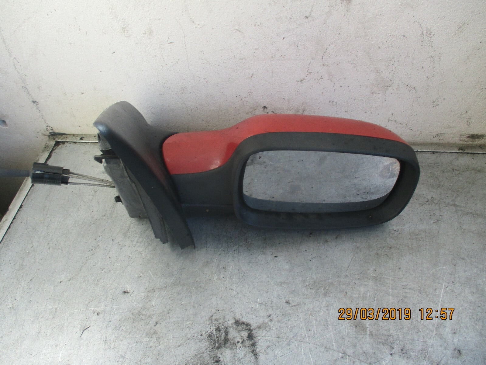 RENAULT MEGANE 2005  OS DRIVER  SIDE MANUAL WING MIRROR RED