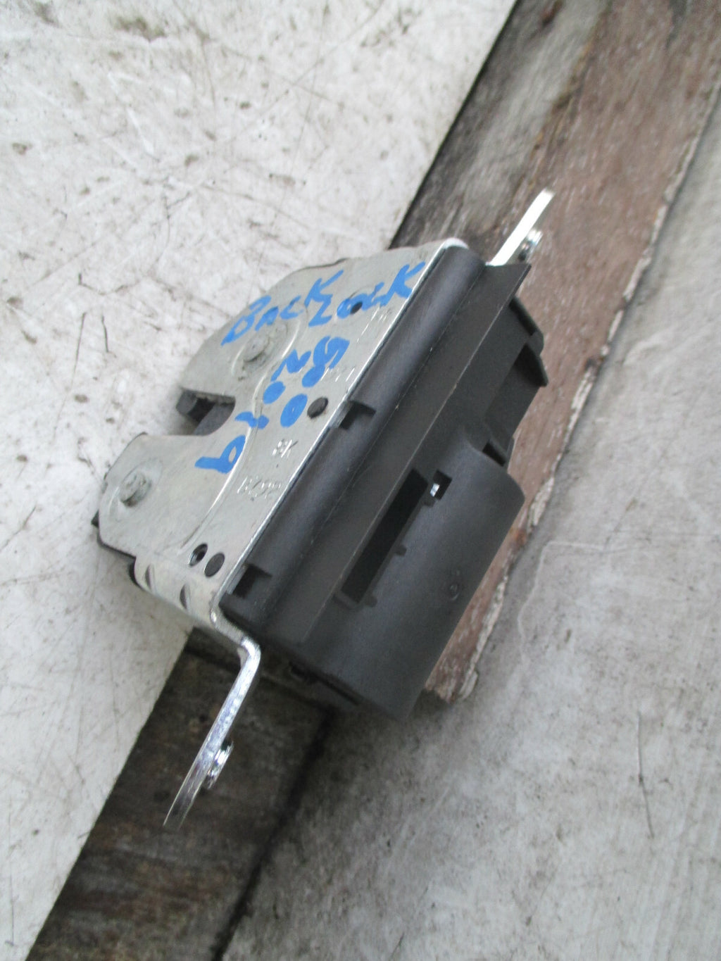 FIAT 500 2019 REAR BOOTLID TAILGATE 3 DOOR BOOT LOCK MECH