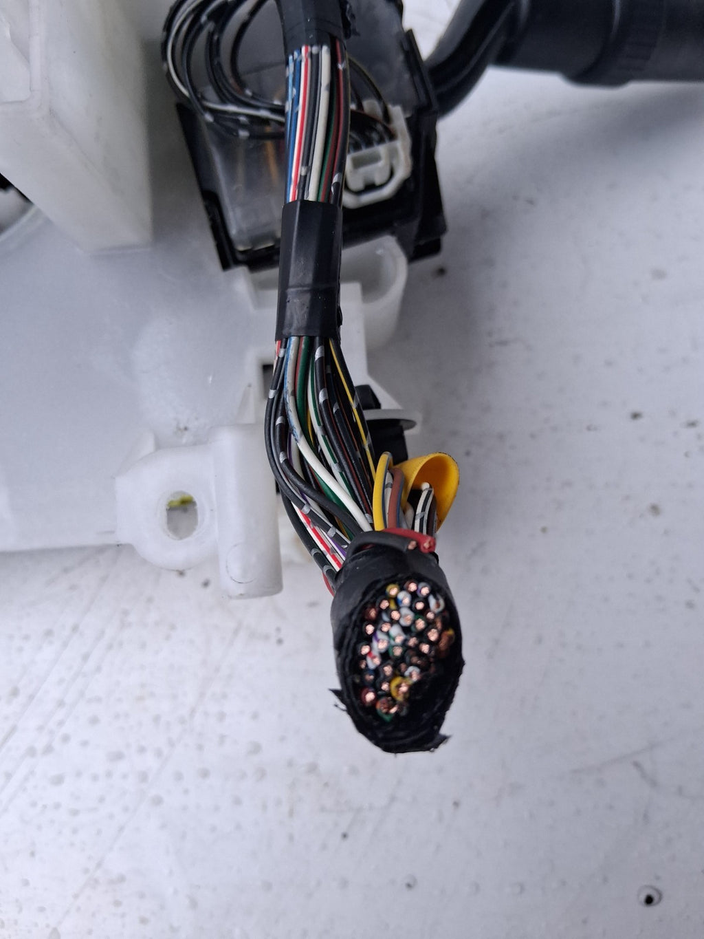 MAZDA 3 2008 INDICATOR WIPER COMBINATION SWITCH STALK SQUIB RING