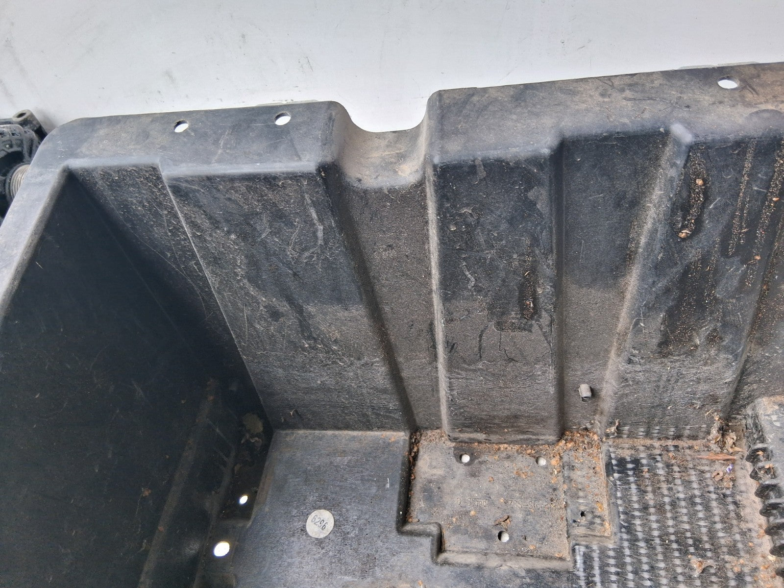 2021 MERCEDES BENZ SPRINTER W907 BATTERY BOX A9106108300