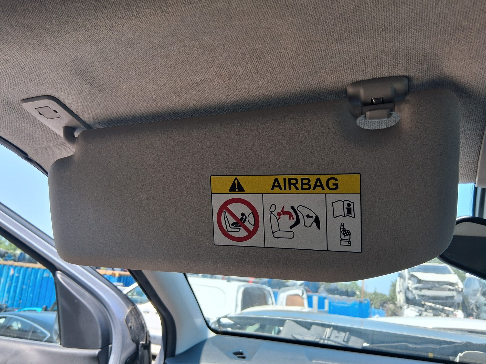 2020 CITROEN C4 CACTUS NSF PASSENGER SIDE LEFT FRONT INTERIOR SUN VISOR