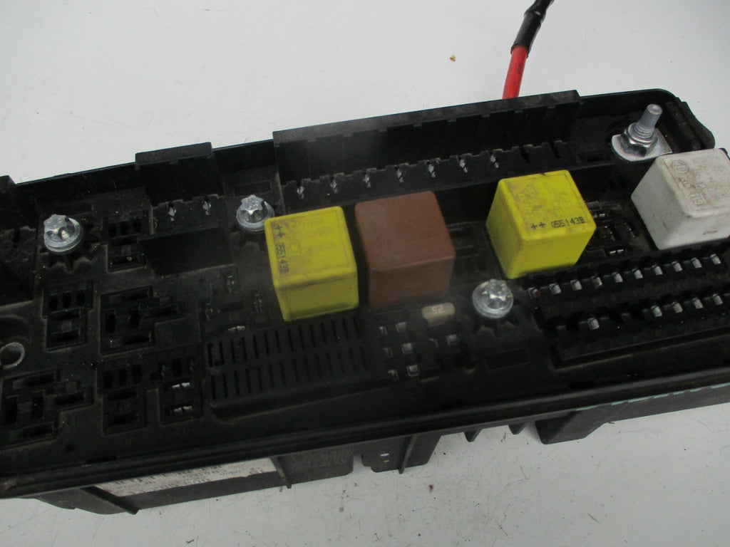 VAUXHALL SIGNUM 2006 1.9 CDTI FUSE RELAY FUSEBOX ASSEMBLY UNIT 13205800