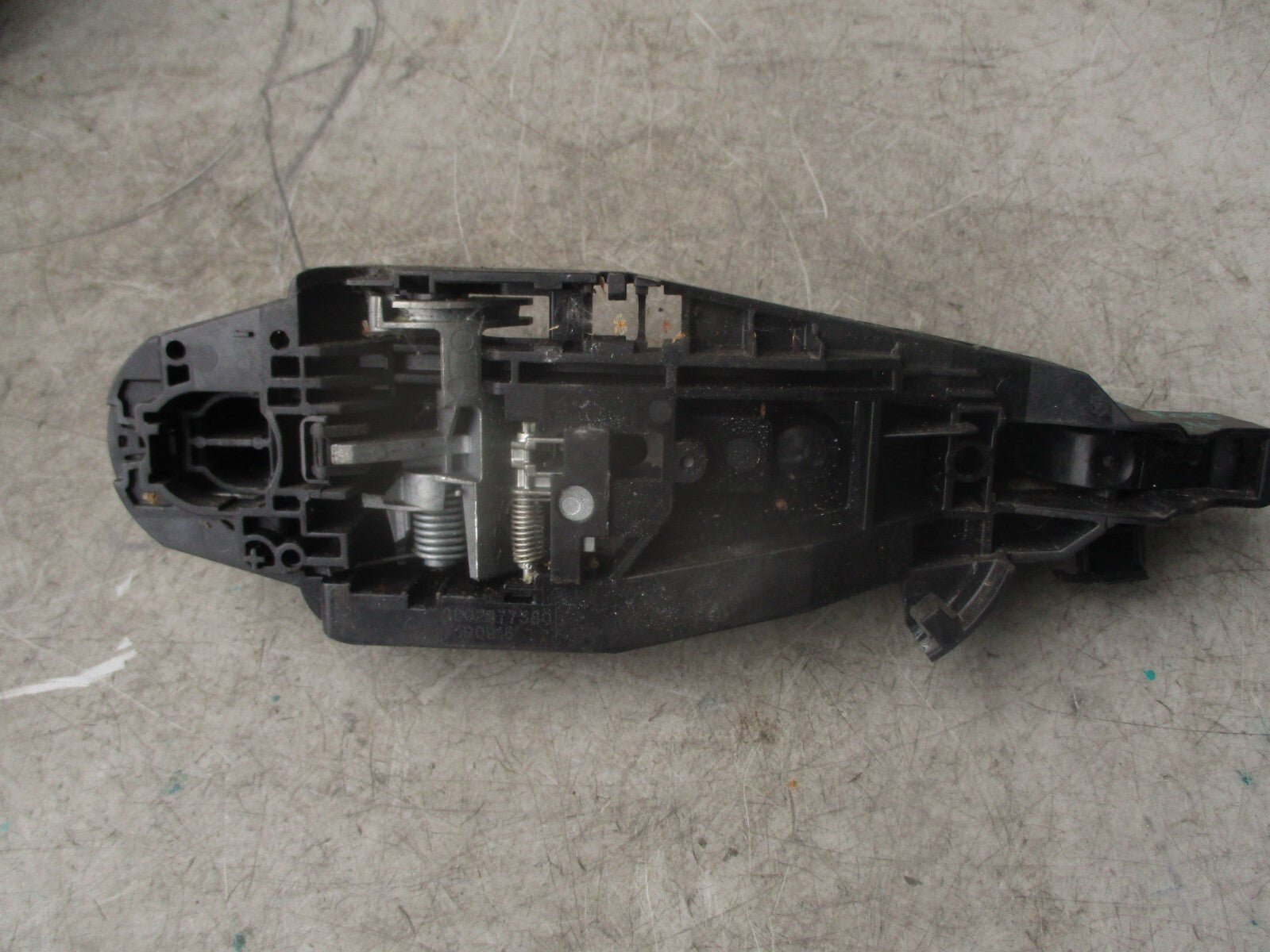2014 PEUGEOT 308 NSR PASSENGER SIDE REAR LEFT EXTERIOR DOOR HANDLE