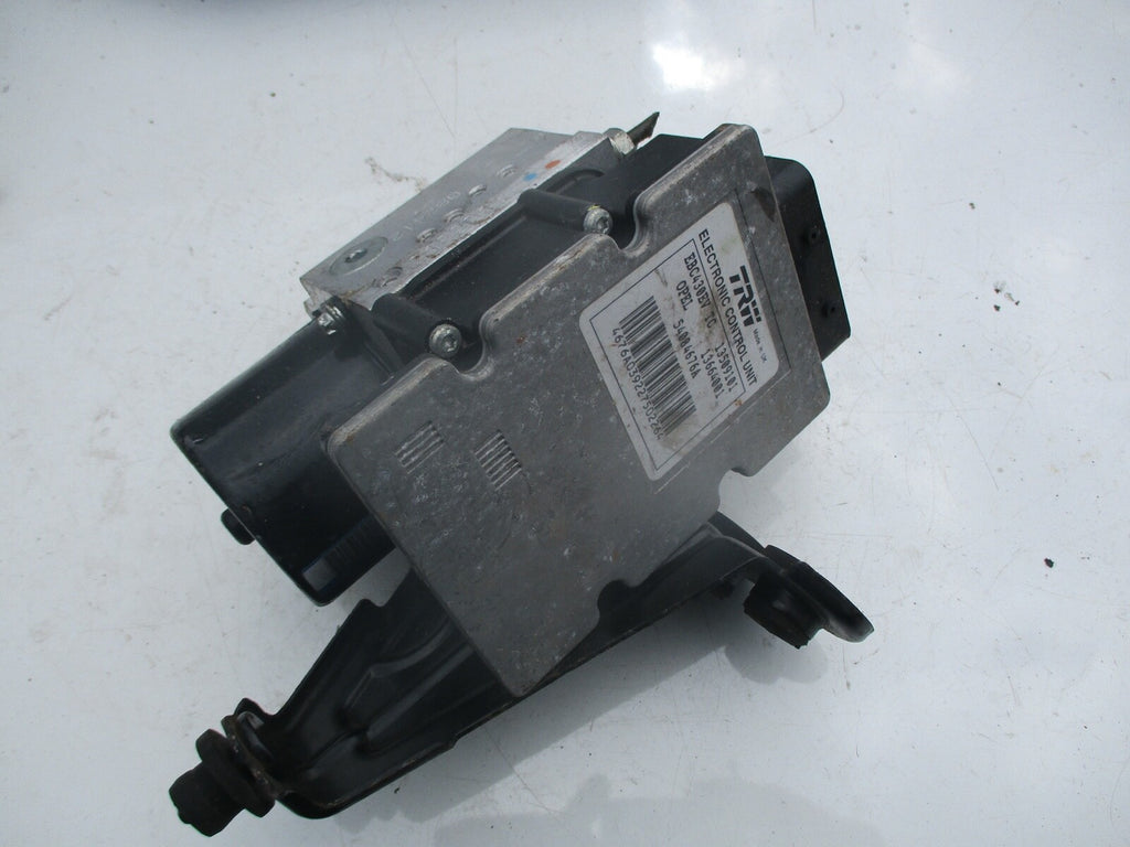 VAUXHALL VECTRA C 2003 2.0 DTI ABS PUMP 13664001 54084676A