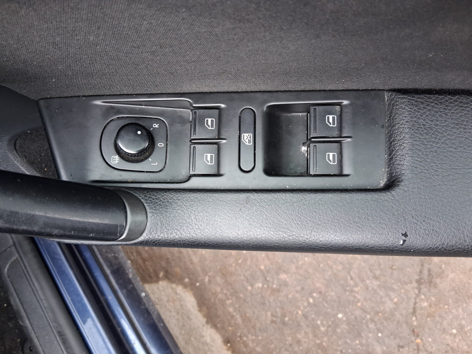 2014 VW VOLKSWAGEN PASSAT B7 SALOON OSF DRIVER SIDE FRONT WINDOW CONTROL SWITCH