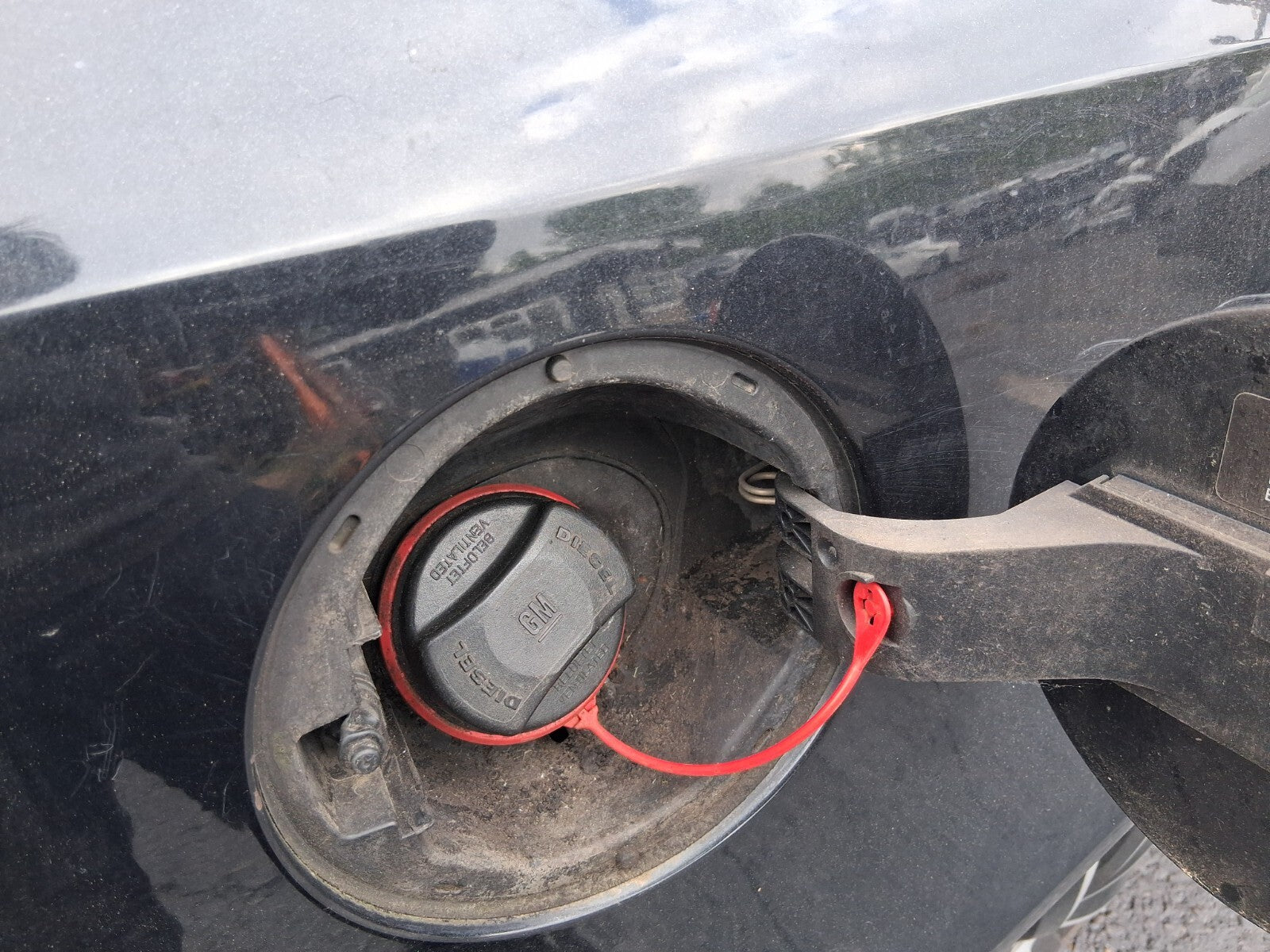 2011 VAUXHALL INSIGNIA ESTATE MK1 FUEL FILLER CAP FLAP LID Z22C CARBON FLASH