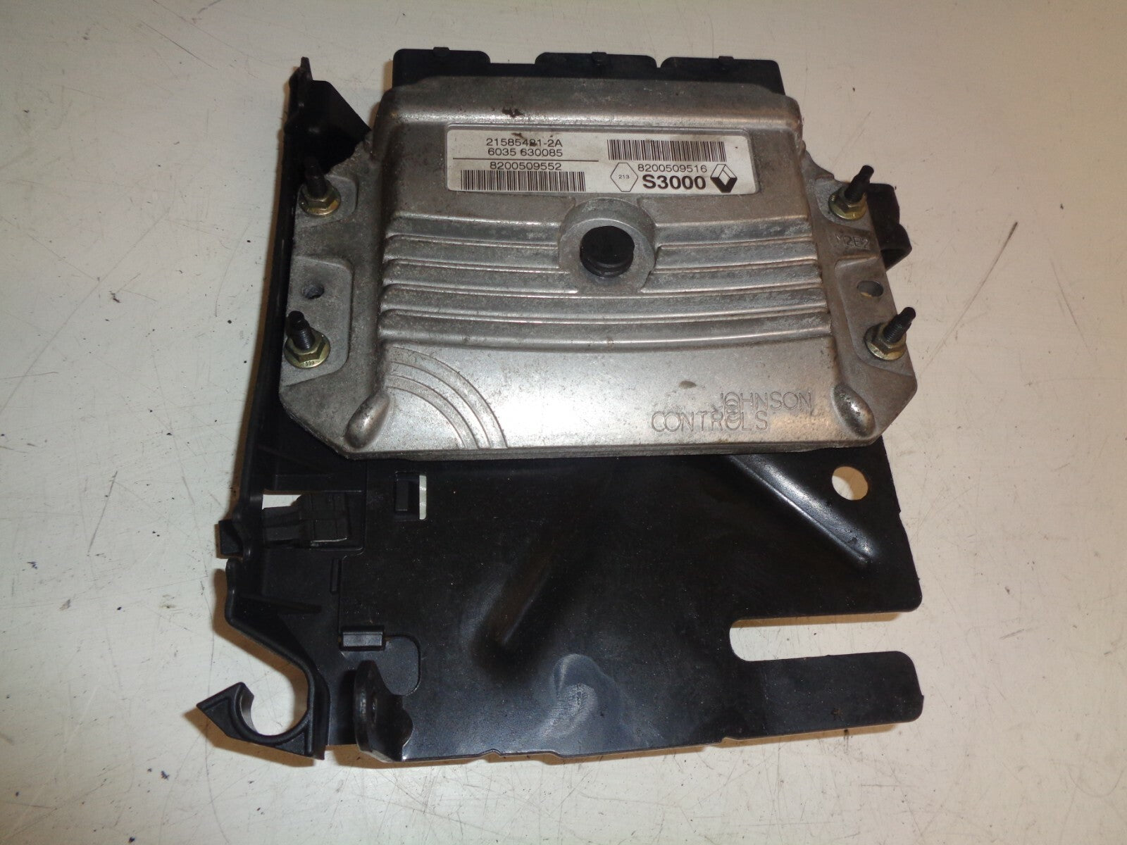 RENAULT MEGANE MK2 2007 1.6 PETROL ECU ENGINE CONTROL MODULE UNIT 8200509516