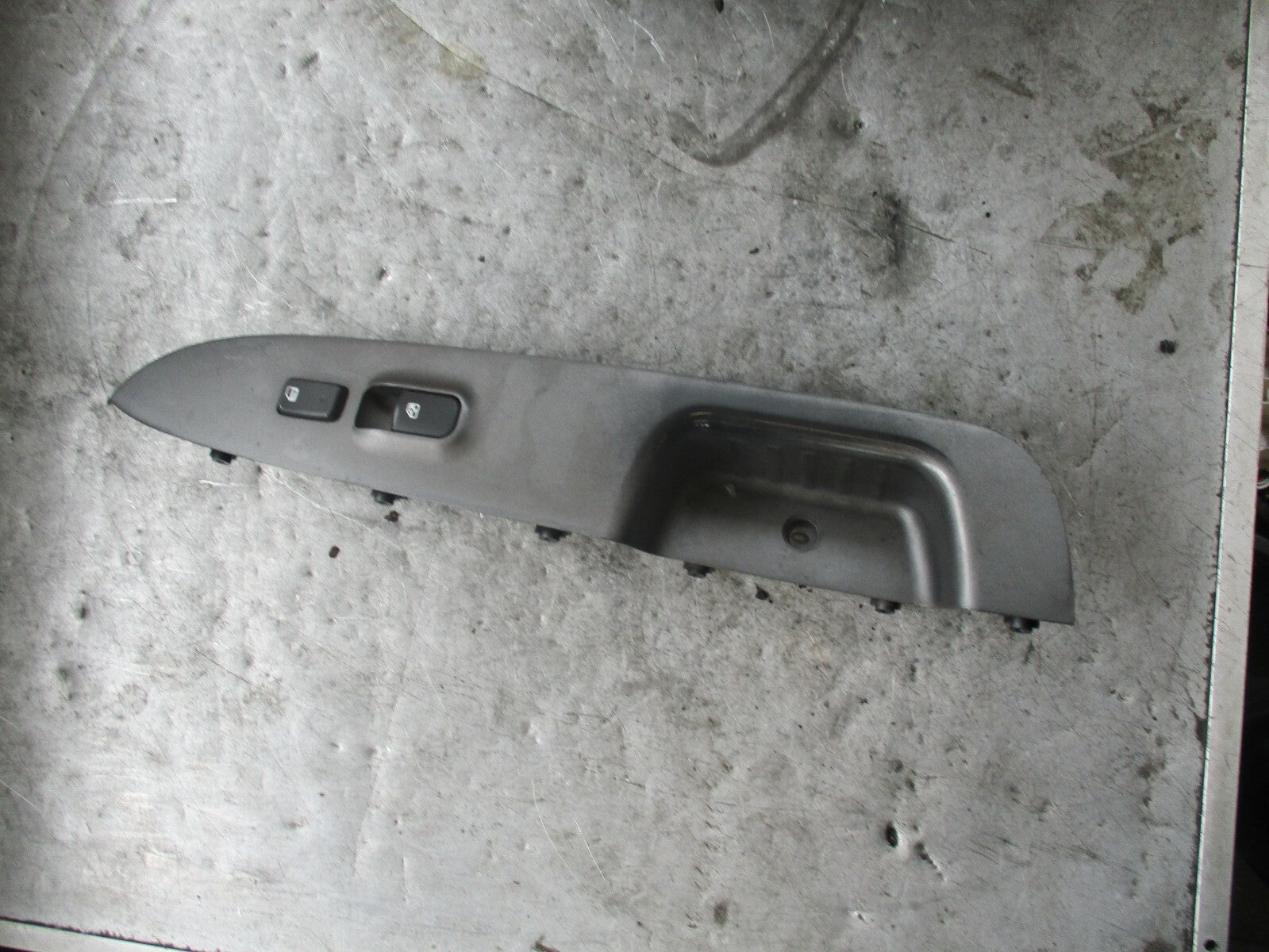 KIA CARENS UN (MK2) NSF PASSENGER SIDE FRONT WINDOW SWITCHES 935751D5003W