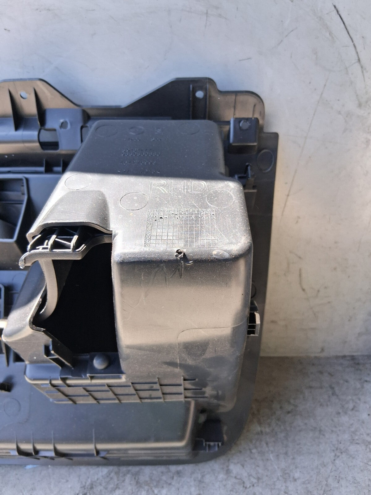 VAUXHALL CORSA F 2021 GLOVE BOX FRONT STORAGE COMPARTMENT 9830360880