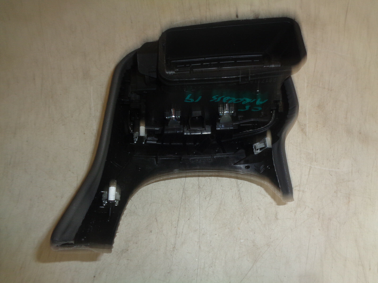 CITROEN C5 AIRCROSS 2019 OS DRIVER SIDE AIR VENT 9817118477