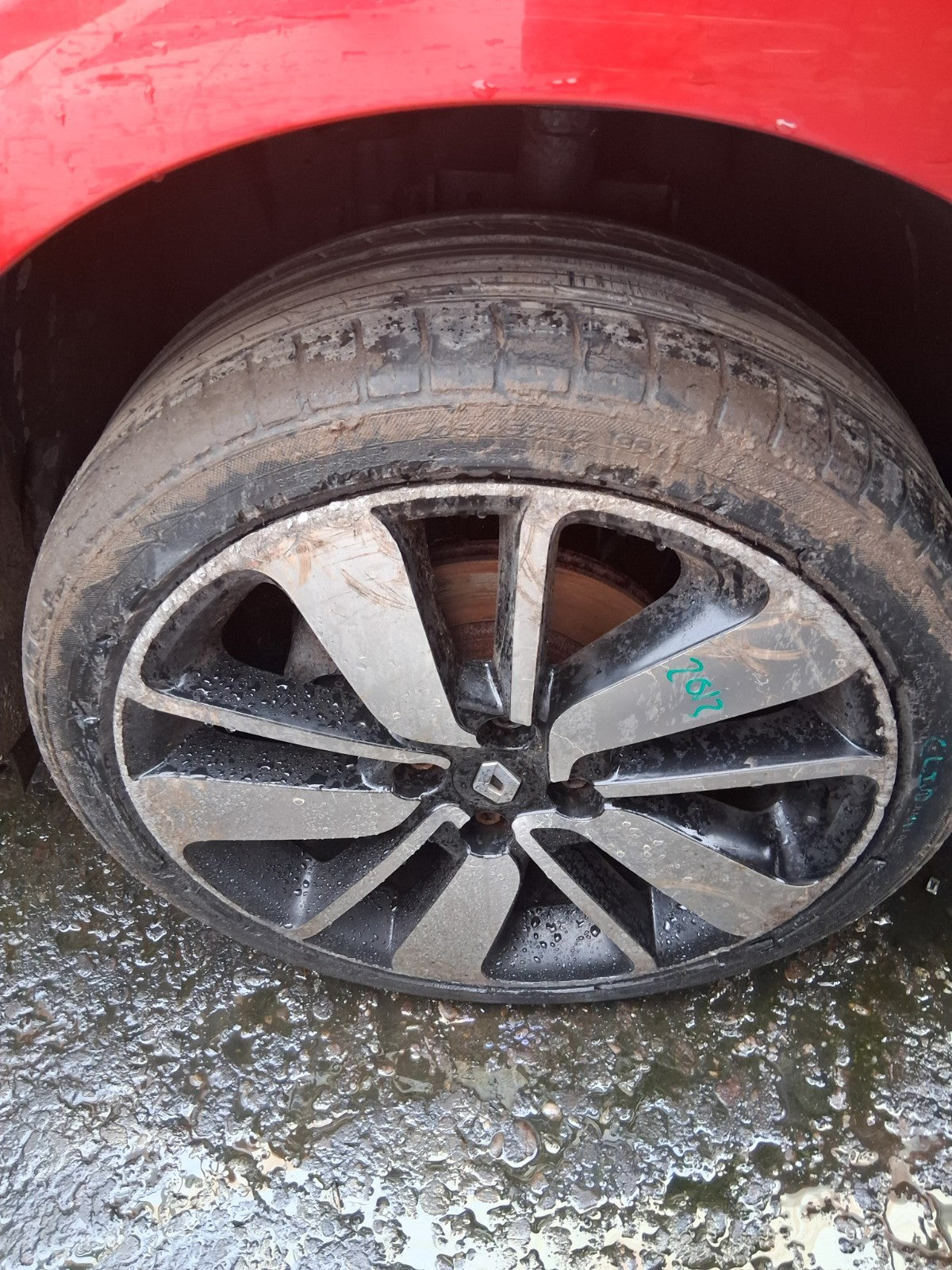2013 RENAULT CLIO X98 MK4 17 INCH ALLOY WHEEL WITH TYRE 205/45R17
