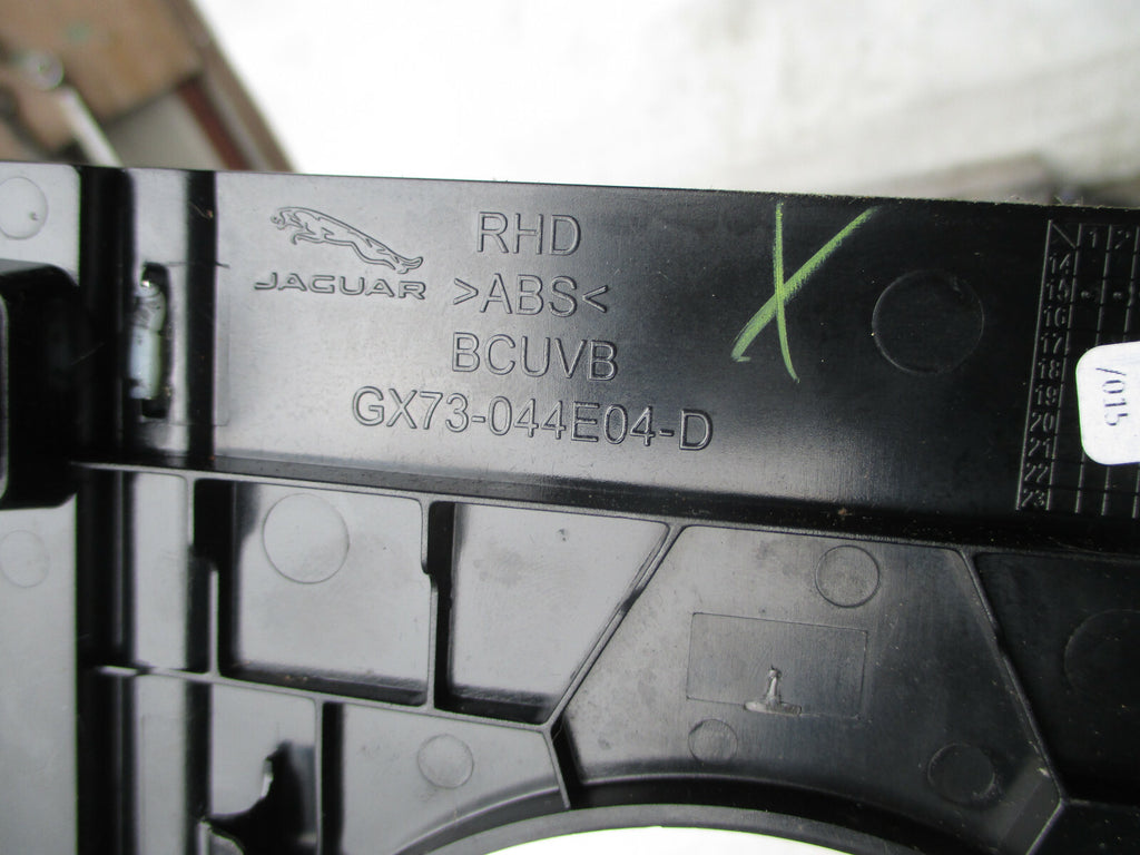 JAGUAR XE 2016 CENTRE CONSOLE TRIM CUP HOLDER HANDBRAKE ECO BUTTON GX73-044E04-D