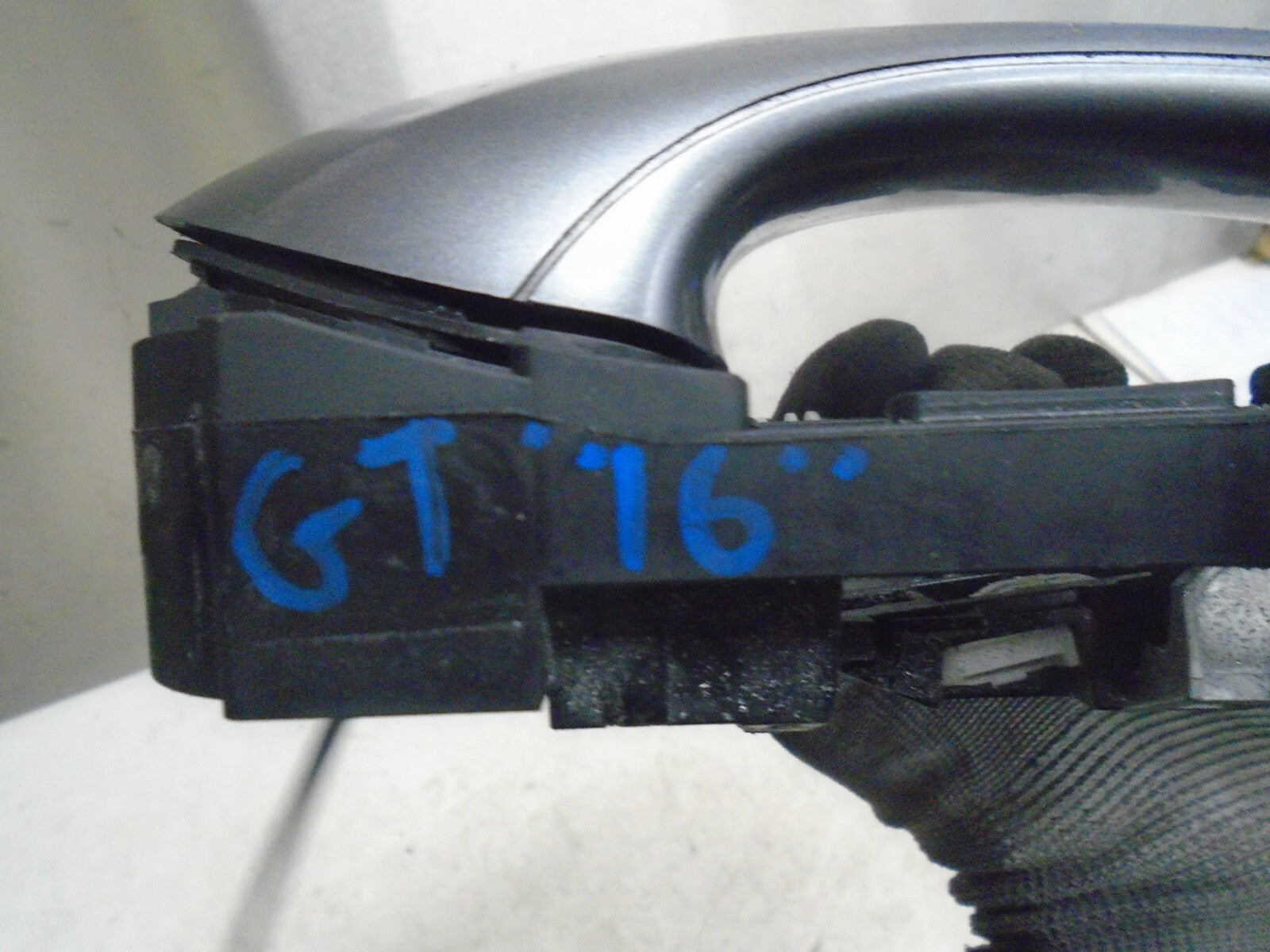 BMW 5 SERIES GT 2015 F07 NSR REAR PASSENGER SIDE EXTERIOR DOOR HANDLE