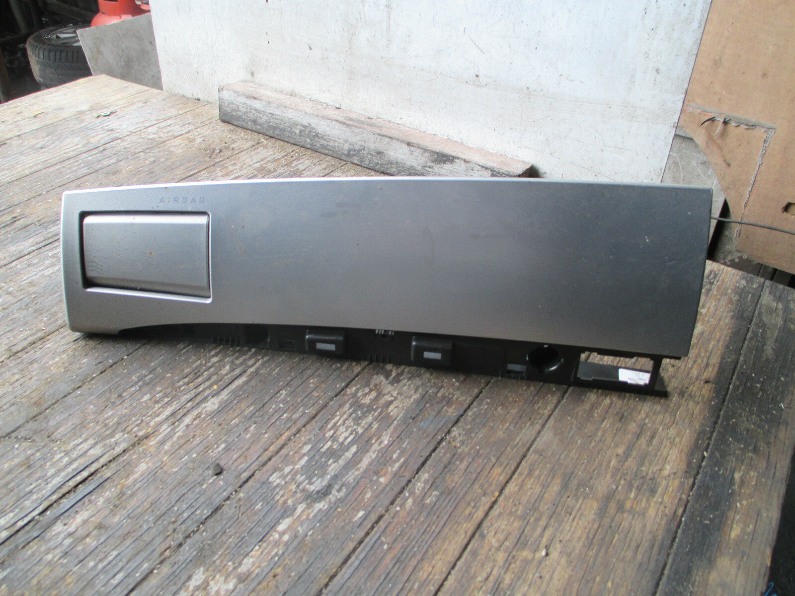 JAGUAR XF 2013 FACELIFT LEFT DASHBOARD AIR VENT 8X23043C26BC