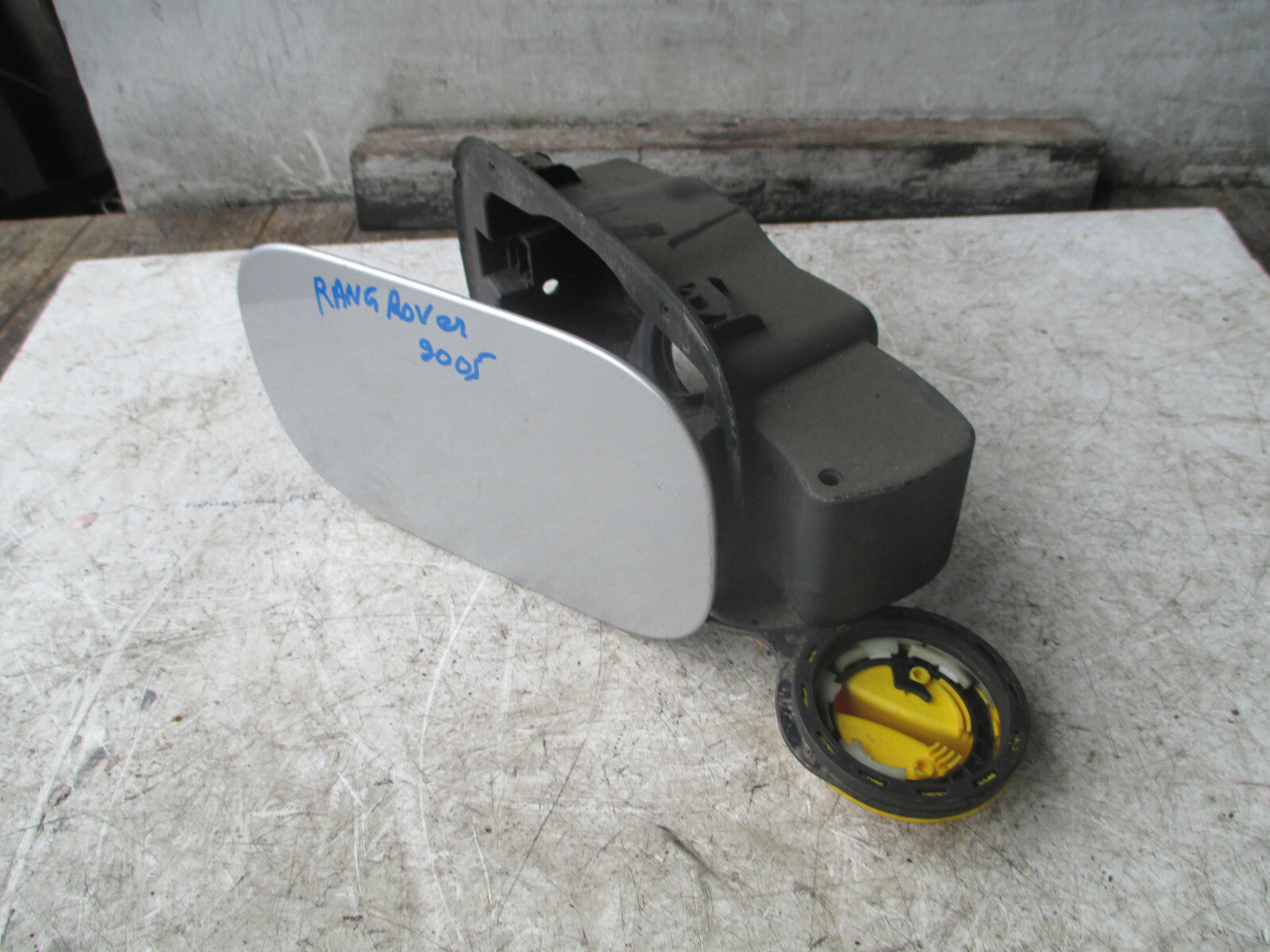 RANGE ROVER SPORT 2005 L320 FUEL FILLER FLAP ALN780050XXX